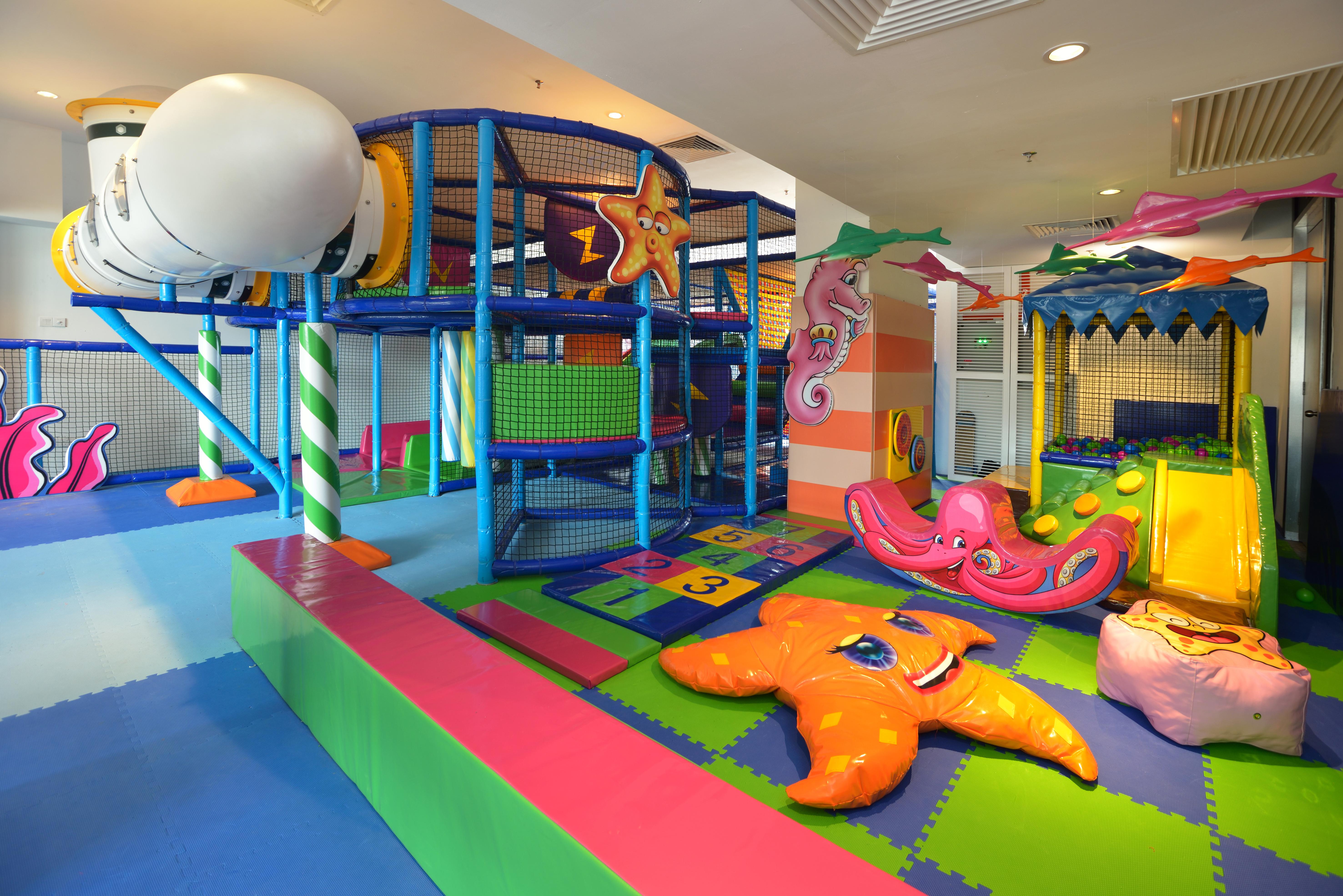 באייאן לפאס Lexis Suites Penang מראה חיצוני תמונה An indoor playground in the United Arab Emirates
